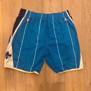 Adidas Authentic NBA Hornets Shorts Size 36